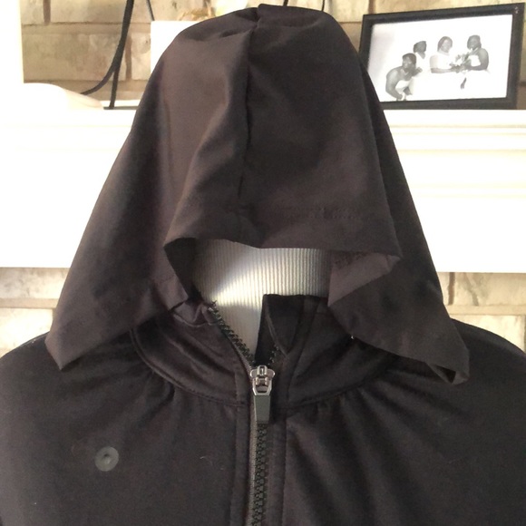 Fabletics Black Front Zip Hooded Thumb Holes Jacket size Small - Picture 5 of 16